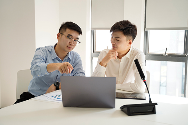 噢易云主动服务支持